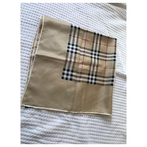 echarpe burberry réplica|foulard burberry femme.